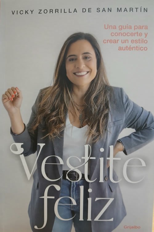 9789915690506 Vestite feliz. Una guía para conocerte y crear un estilo auténtico